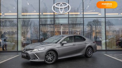 Toyota Camry, 2021, Гібрид (HEV), 2.49 л., 17 тис. км, Седан, Сірий, Дніпро (Дніпропетровськ) 45143 фото