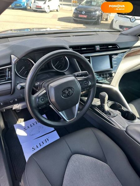 Toyota Camry, 2018, Бензин, 2.5 л., 45 тис. км, Седан, Сірий, Львів 18181 фото