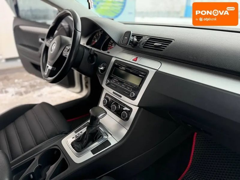 Volkswagen Passat, 2009 р., Бензин, 145 тис. км, Седан, Білий, Дніпро (Дніпропетровськ) AT-10407254 фото
