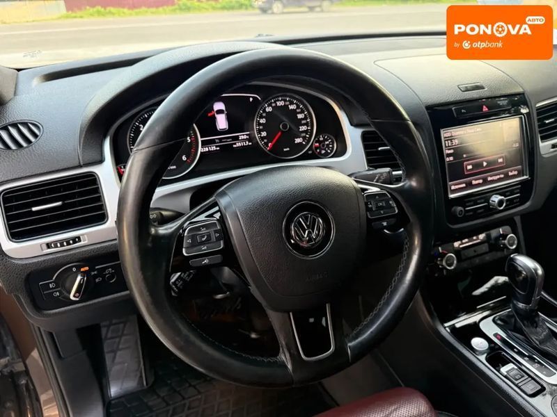 Volkswagen Touareg, 2012 г., Дизель, 225 тыс. км, Внедорожник / Кроссовер, Коричневый, Тячев AT-10406923 фото
