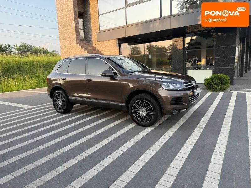 Volkswagen Touareg, 2012 г., Дизель, 225 тыс. км, Внедорожник / Кроссовер, Коричневый, Тячев AT-10406923 фото