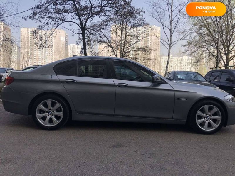 BMW 5 Series, 2011, Бензин, 2 л., 223 тис. км, Седан, Сірий, Київ Cars-Pr-68812 фото