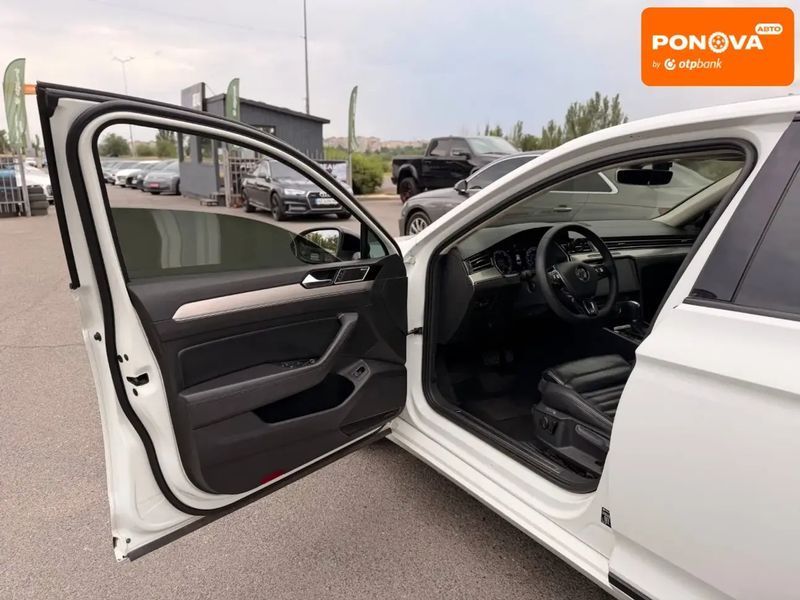 Volkswagen Passat, 2015 г., Дизель, 235 тыс. км, Седан, Белый, Кривой Рог AT-10422356 фото