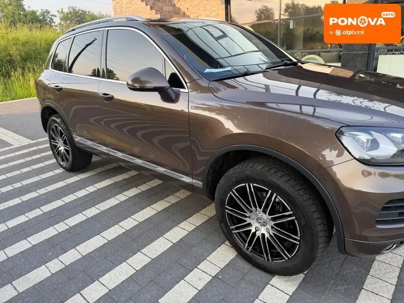 Volkswagen Touareg, 2012 г., Дизель, 225 тыс. км, Внедорожник / Кроссовер, Коричневый, Тячев AT-10406923 фото