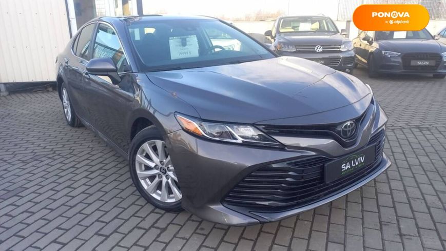 Toyota Camry, 2018, Бензин, 2.5 л., 45 тис. км, Седан, Сірий, Львів 18181 фото