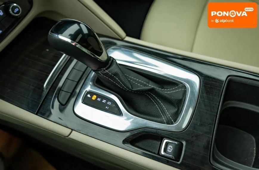 Buick Regal, 2018 г., Бензин, 115 тыс. км, Лифтбек, Красный, Киев AT-10421798 фото