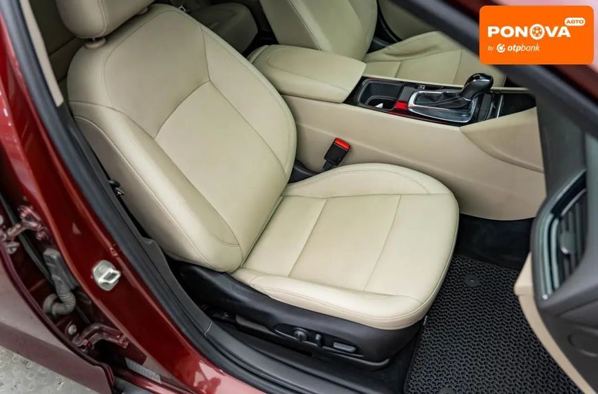 Buick Regal, 2018 г., Бензин, 115 тыс. км, Лифтбек, Красный, Киев AT-10421798 фото