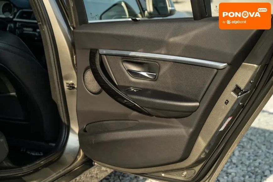 BMW 3 Series, 2017 г., Дизель, 122 тыс. км, Седан, Бежевый, Черновцы AT-10406470 фото