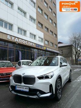 BMW iX1, 2024, Електро, 1 тис. км, Позашляховик / Кросовер, Білий, Київ 367520 фото