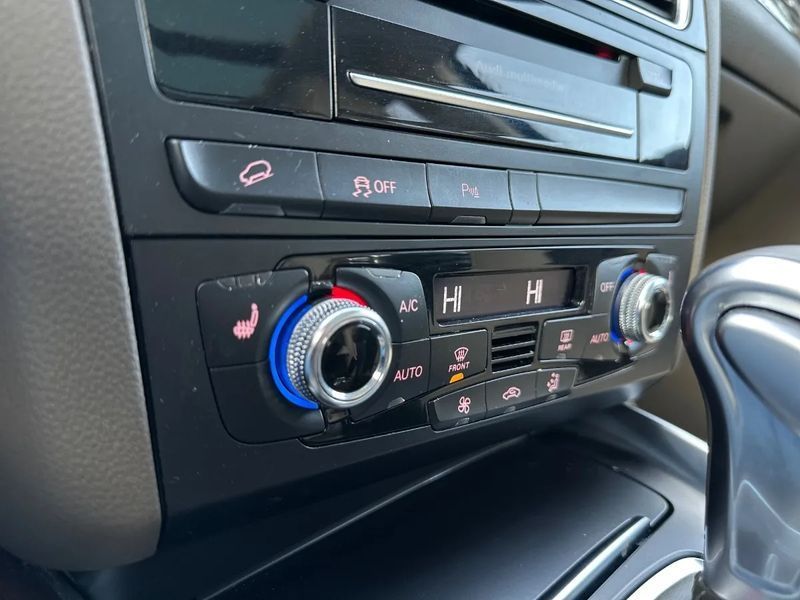 Audi Q5, 2015 г., Бензин, 107 тыс. км, Внедорожник / Кроссовер, Серый, Луцк AT-10410748 фото