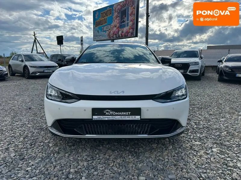 Kia EV6, 2023 р., Електро, 19 тис. км, Універсал, Білий, Івано-Франківськ AT-10416943 фото