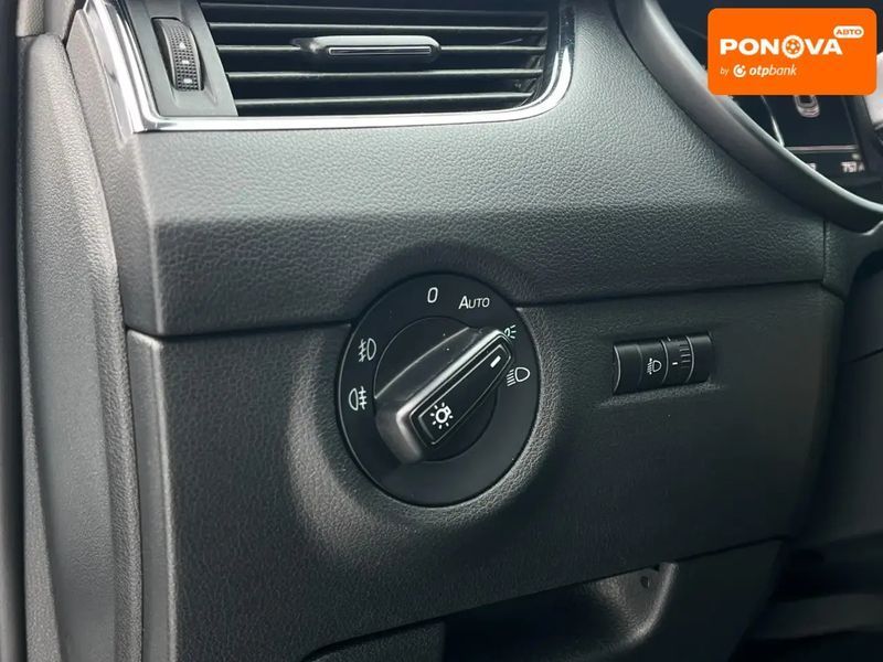Skoda Octavia, 2013 р., Дизель, 239 тис. км, Ліфтбек, Сірий, Львів AT-10409749 фото