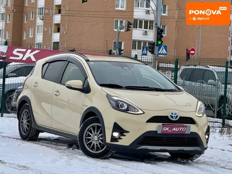 Toyota Aqua, 2018 р., Гібрид (HEV), 98 тис. км, Хетчбек, Бежевий, Київ AT-10408283 фото