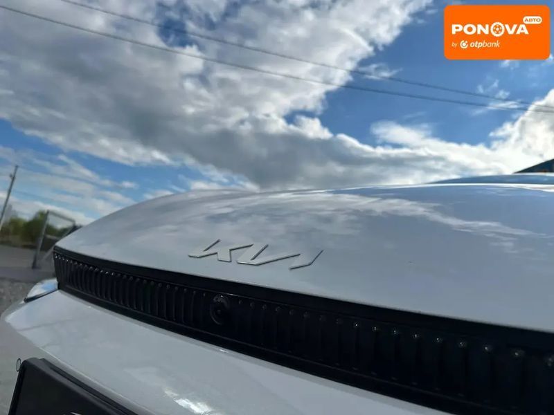 Kia EV6, 2023 р., Електро, 19 тис. км, Універсал, Білий, Івано-Франківськ AT-10416943 фото
