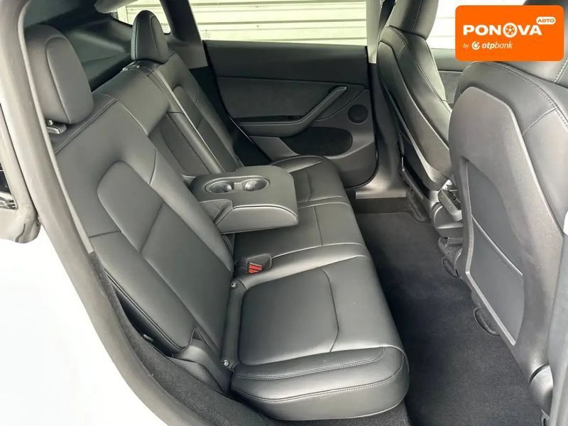 Tesla Model Y, 2022 р., Електро, 3 тис. км, Седан, Білий, Дніпро (Дніпропетровськ) AT-10408575 фото