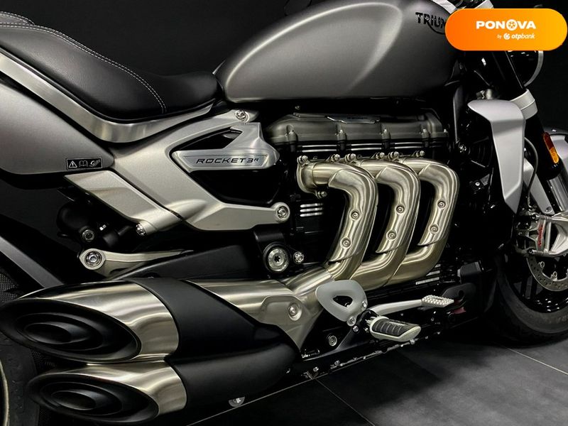 Новий Triumph Rocket, 2023, Бензин, 2500 см3, Мотоцикл, Київ new-moto-106330 фото