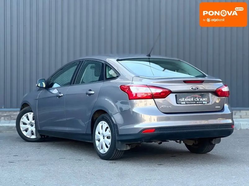 Ford Focus, 2013 р., Бензин, 95 тис. км, Седан, Сірий, Миколаїв AT-10413544 фото