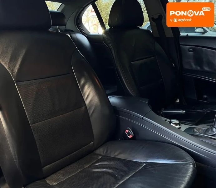 BMW 5 Series, 2003 г., Газ пропан-бутан / Бензин, 356 тыс. км, Седан, Серый, Николаев AT-10411932 фото