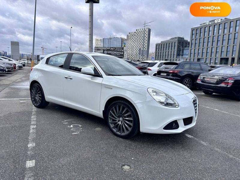 Alfa Romeo Giulietta, 2012, Бензин, 1.37 л., 114 тис. км, Хетчбек, Білий, Київ 6592 фото