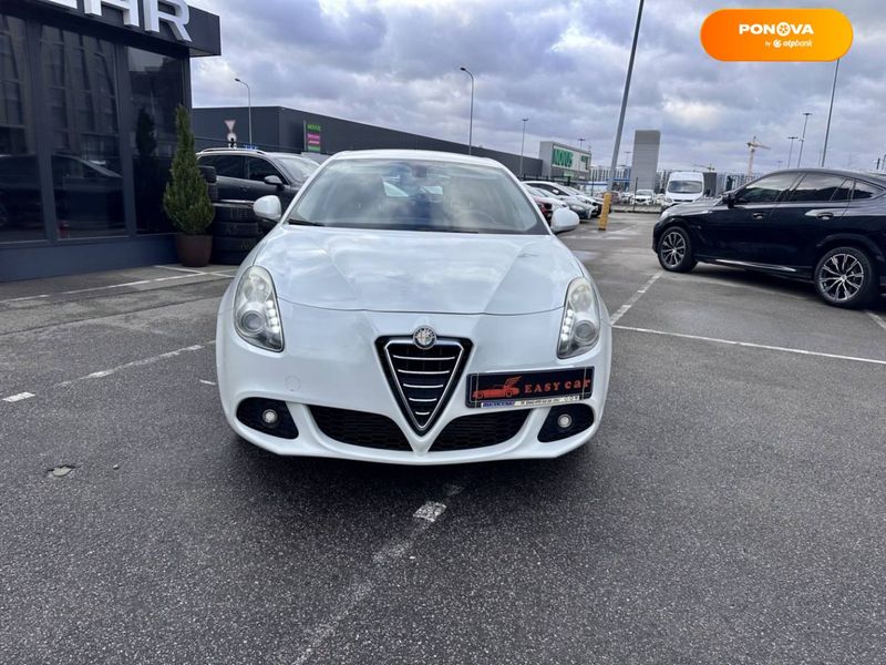 Alfa Romeo Giulietta, 2012, Бензин, 1.37 л., 114 тис. км, Хетчбек, Білий, Київ 6592 фото