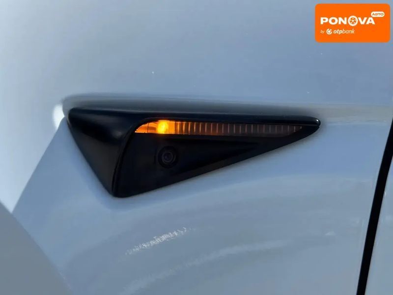 Tesla Model Y, 2023 г., Електро, 33 тыс. км, Седан, Белый, Ровно AT-10418448 фото