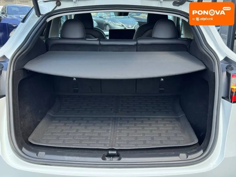 Tesla Model Y, 2023 г., Електро, 33 тыс. км, Седан, Белый, Ровно AT-10418448 фото