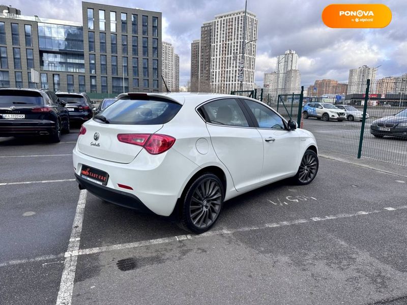 Alfa Romeo Giulietta, 2012, Бензин, 1.37 л., 114 тис. км, Хетчбек, Білий, Київ 6592 фото