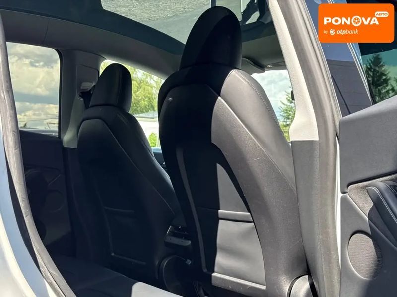 Tesla Model Y, 2023 г., Електро, 33 тыс. км, Седан, Белый, Ровно AT-10418448 фото