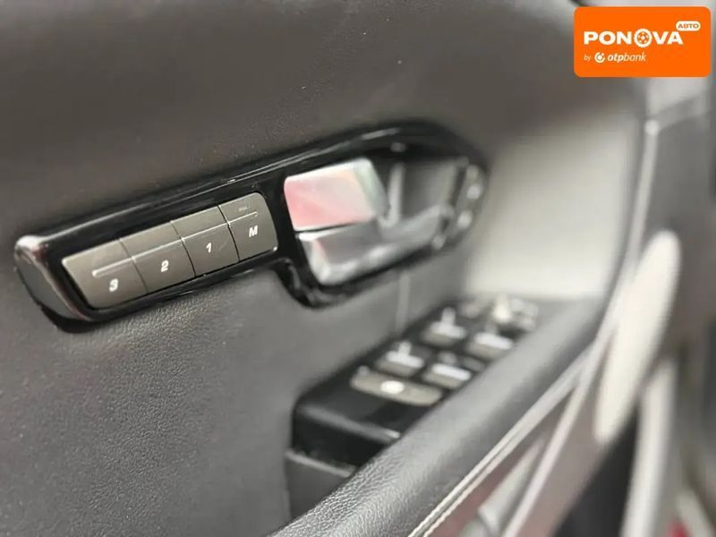 Land Rover Range Rover Evoque, 2017 р., Бензин, 123 тис. км, Позашляховик / Кросовер, Червоний, Дніпро (Дніпропетровськ) AT-10417899 фото