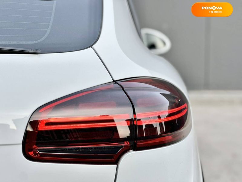 Porsche Cayenne, 2014, Бензин, 3.6 л., 122 тис. км, Позашляховик / Кросовер, Білий, Київ 46165 фото