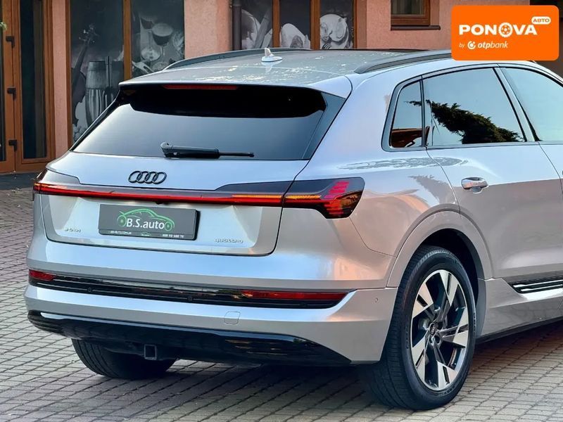 Audi e-tron, 2022 р., Електро, 45 тис. км, Позашляховик / Кросовер, Сірий, Мукачево AT-10402568 фото