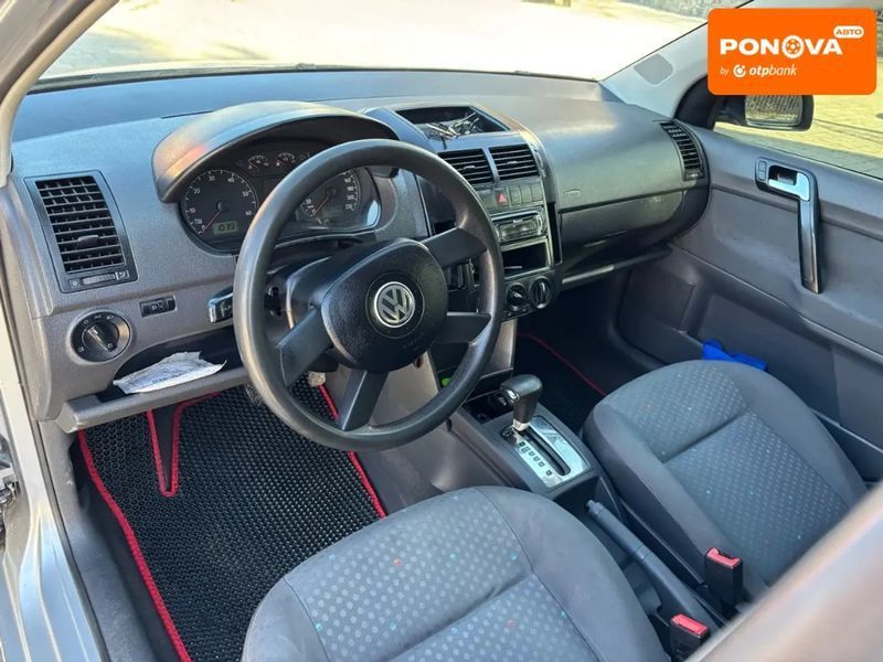 Volkswagen Polo, 2003 р., Бензин, 205 тис. км, Хетчбек, Сірий, Луцьк AT-10404010 фото