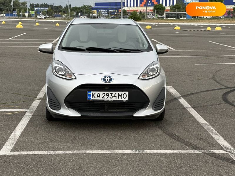 Toyota Aqua, 2019, Гібрид (HEV), 1.5 л., 68 тис. км, Хетчбек, Сірий, Київ Cars-Pr-59418 фото