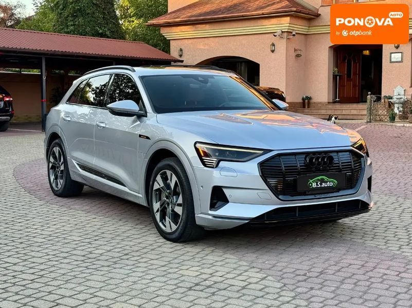 Audi e-tron, 2022 р., Електро, 45 тис. км, Позашляховик / Кросовер, Сірий, Мукачево AT-10402568 фото