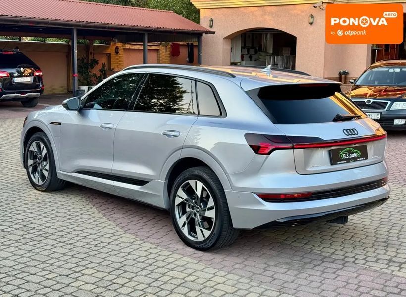 Audi e-tron, 2022 р., Електро, 45 тис. км, Позашляховик / Кросовер, Сірий, Мукачево AT-10402568 фото