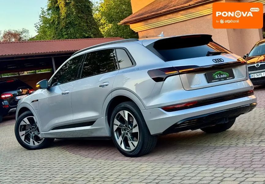 Audi e-tron, 2022 р., Електро, 45 тис. км, Позашляховик / Кросовер, Сірий, Мукачево AT-10402568 фото