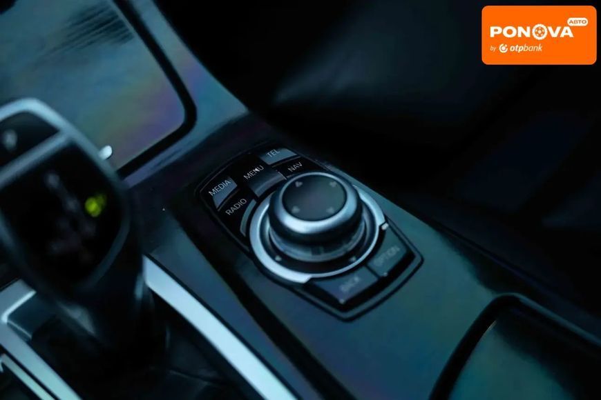 BMW 5 Series, 2012 р., Бензин, 135 тис. км, Седан, Чорний, Чернівці AT-10417819 фото