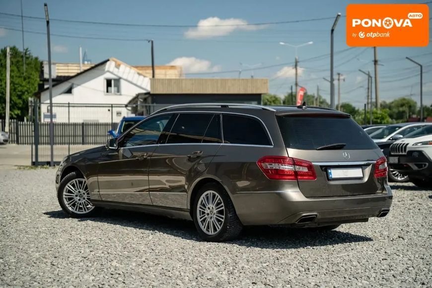 Mercedes-Benz E-Class, 2012 г., Дизель, 237 тыс. км, Универсал, Коричневый, Черновцы AT-10402112 фото