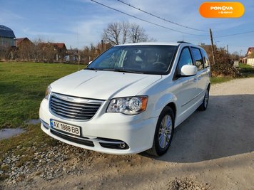 Chrysler Town & Country, 2016, Бензин, 3.6 л., 194 тис. км, Мінівен, Білий, Івано-Франківськ Cars-Pr-133163 фото