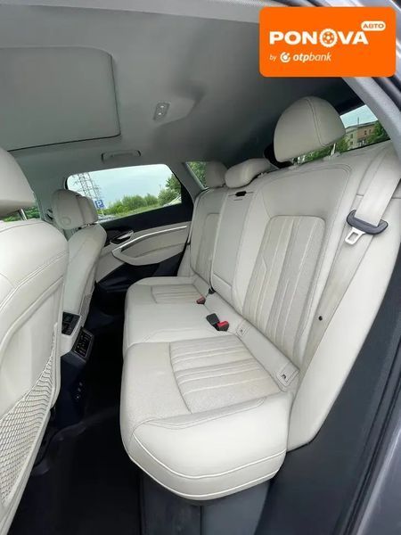 Audi e-tron, 2019 г., Електро, 106 тыс. км, Внедорожник / Кроссовер, Серый, Львов AT-10401804 фото