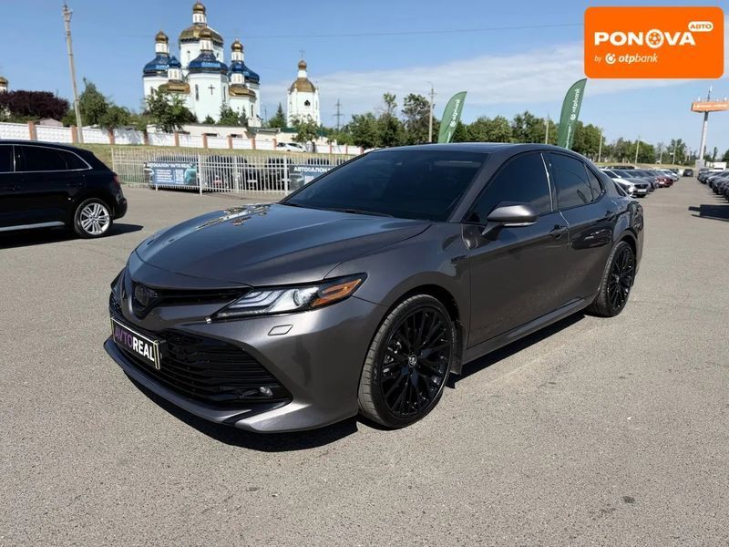 Toyota Camry, 2020 р., Гібрид (HEV), 92 тис. км, Седан, Сірий, Кривий Ріг AT-10425978 фото