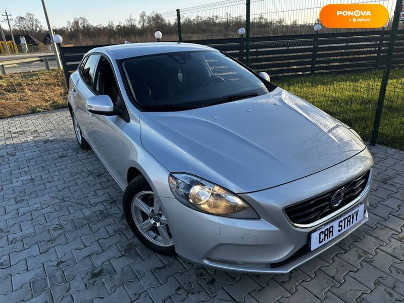 Volvo V40, 2013, Дизель, 1.6 л., 244 тыс. км, Хетчбек, Серый, Стрый 19720 фото