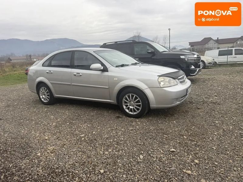 Chevrolet Lacetti, 2005 г., Бензин, 300 тыс. км, Седан, Серый, Тячев AT-10406425 фото