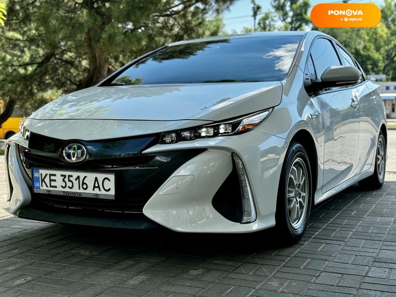 Toyota Prius, 2022, Гібрид (HEV), 1.8 л., 37 тис. км, Хетчбек, Білий, Дніпро (Дніпропетровськ) 110956 фото