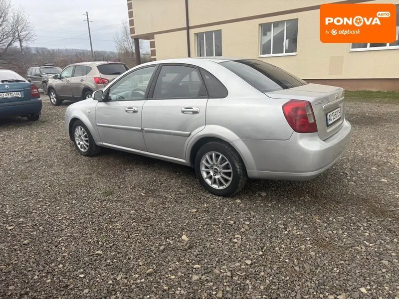 Chevrolet Lacetti, 2005 г., Бензин, 300 тыс. км, Седан, Серый, Тячев AT-10406425 фото