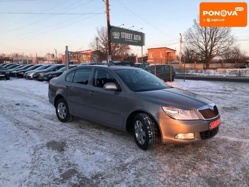 Skoda Octavia, 2010 р., Бензин, 198 тис. км, Ліфтбек, Бежевий, Полтава AT-10408630 фото