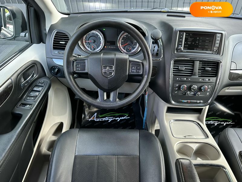 Dodge Grand Caravan, 2017, Бензин, 3.61 л., 158 тис. км, Мінівен, Сірий, Київ 100114 фото