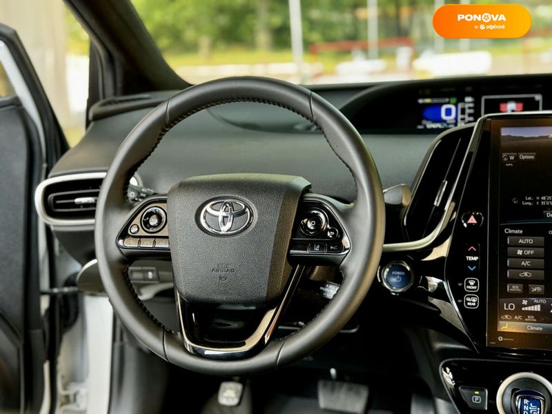 Toyota Prius, 2022, Гібрид (HEV), 1.8 л., 37 тис. км, Хетчбек, Білий, Дніпро (Дніпропетровськ) 110956 фото