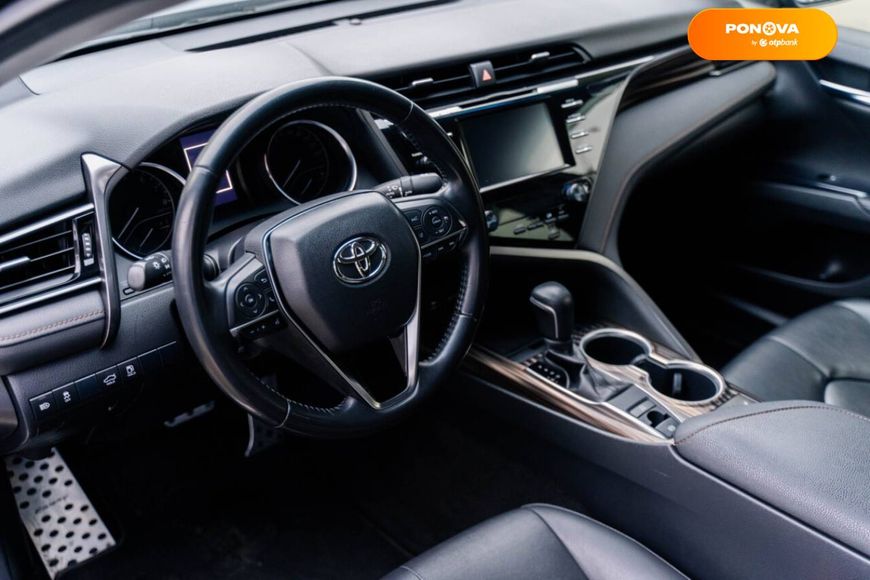 Toyota Camry, 2019, Бензин, 2.49 л., 117 тыс. км, Седан, Чорный, Ровно 45338 фото