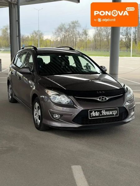 Hyundai i30, 2011 р., Дизель, 223 тис. км, Універсал, Сірий, Запоріжжя AT-10414803 фото